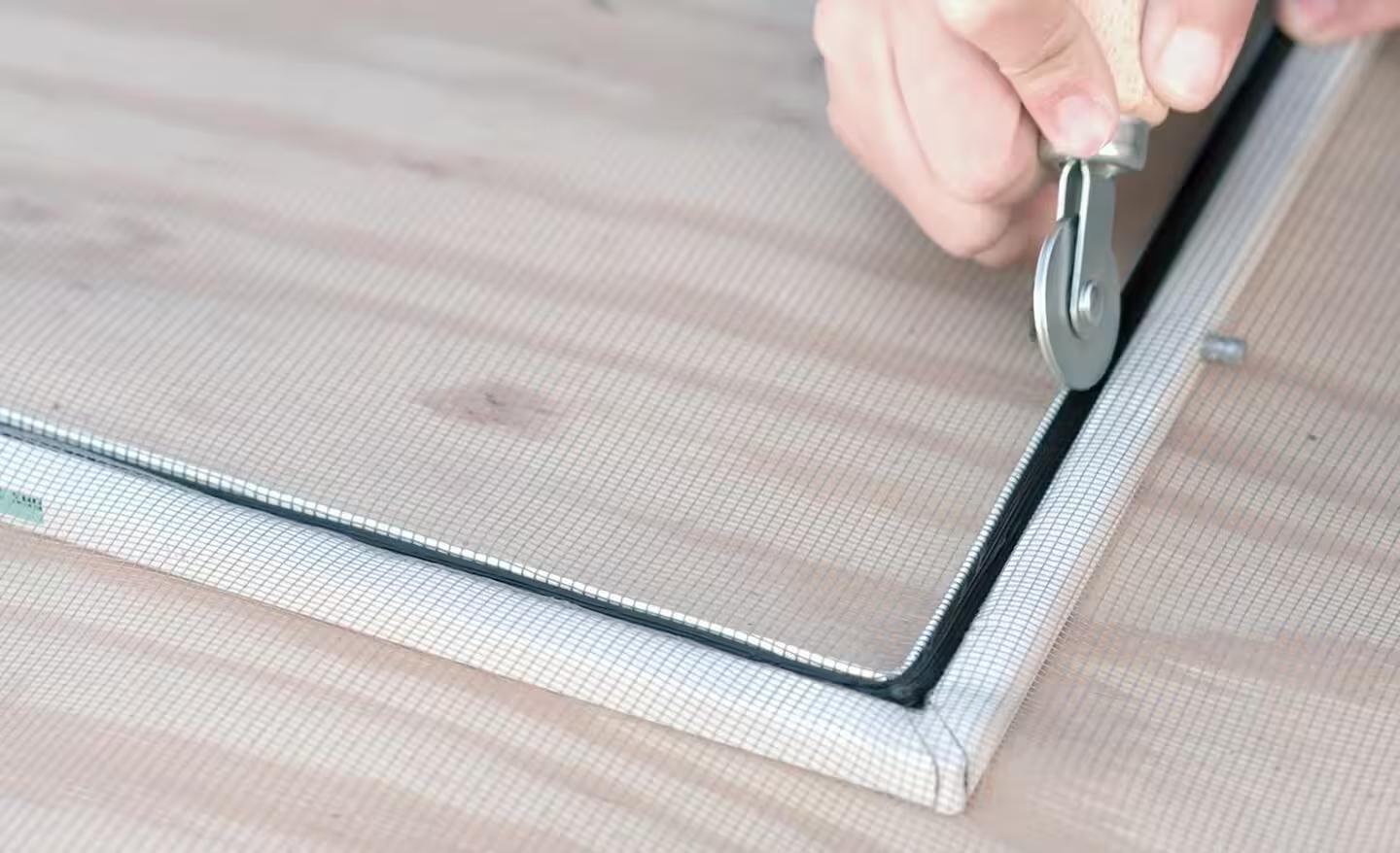 Repair or Replace? A Guide to Your Window & Door Screen Dilemmas